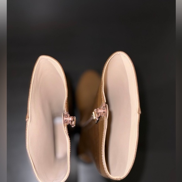 Stuart Weitzman Women’s Keelan Zip Boot Style Color Walnut brown- Size:5 - Picture 9 of 10